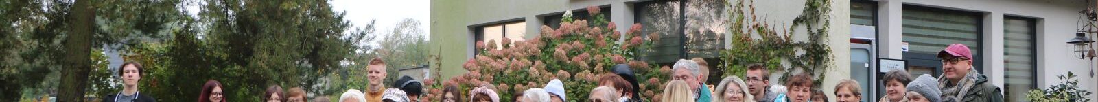 Klasa 1 TR i Seniorzy z Klubu Senior+ odkrywają uroki Rezerwatu Stawy Milickie