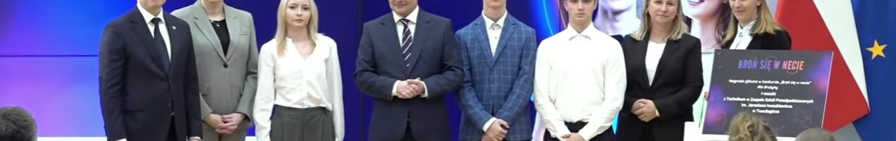 Drużyna I-waszki laureatami konkursu „Broń się w necie”